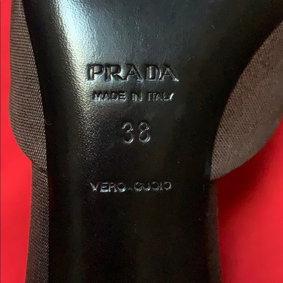 Prada backless heels. Size 38. New condition!! - Picture 4 of 10